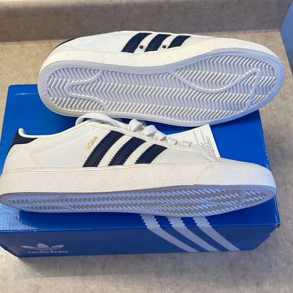 adidas Noah Adria lace-up sneakers brand new lace-up sneakers with box from Holt - Picture 7 of 10